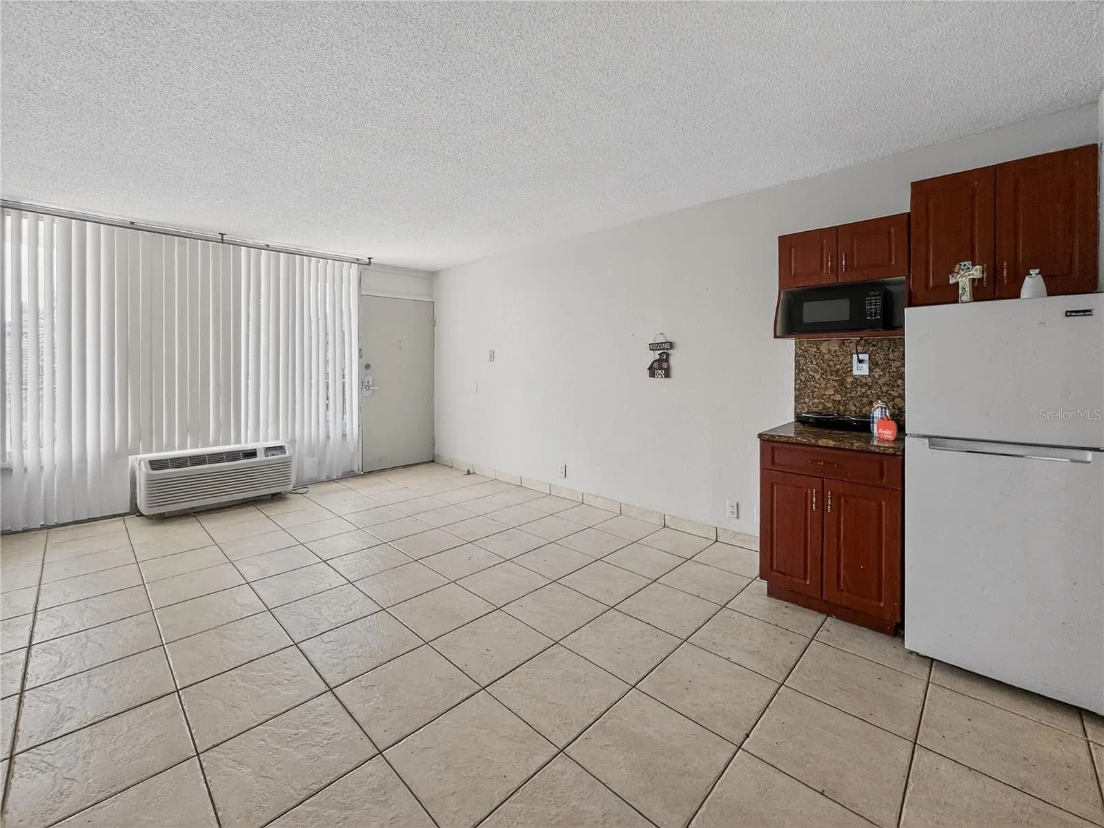 7900 ORANGE BLOSSOM Trail #2066, Orlando, FL 32809 3