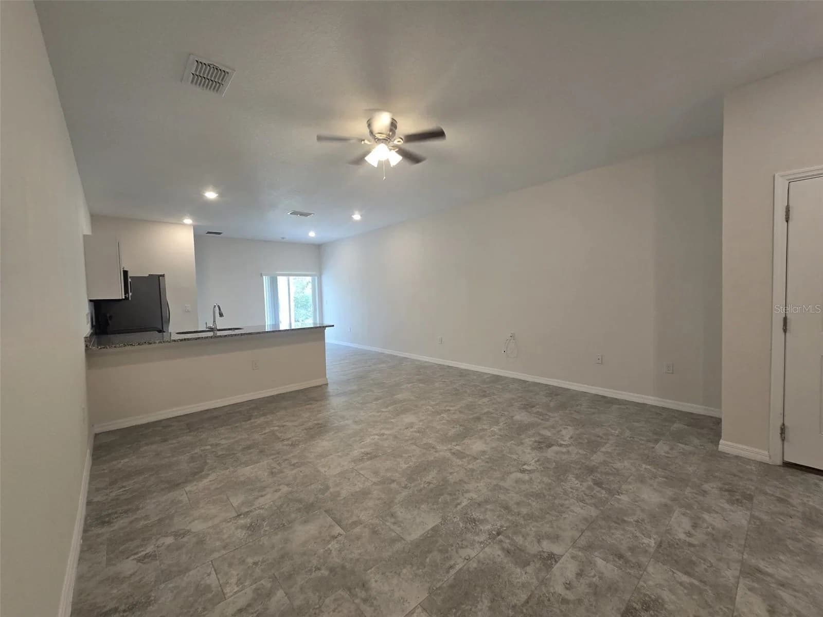 546 IMPERIAL PL, Kissimmee, FL 34758 3