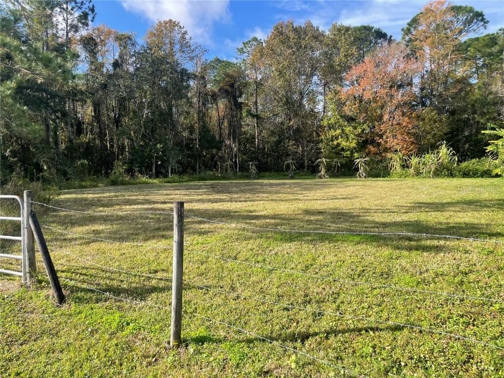 10548 FLOWERS Avenue, Orlando, FL 32825