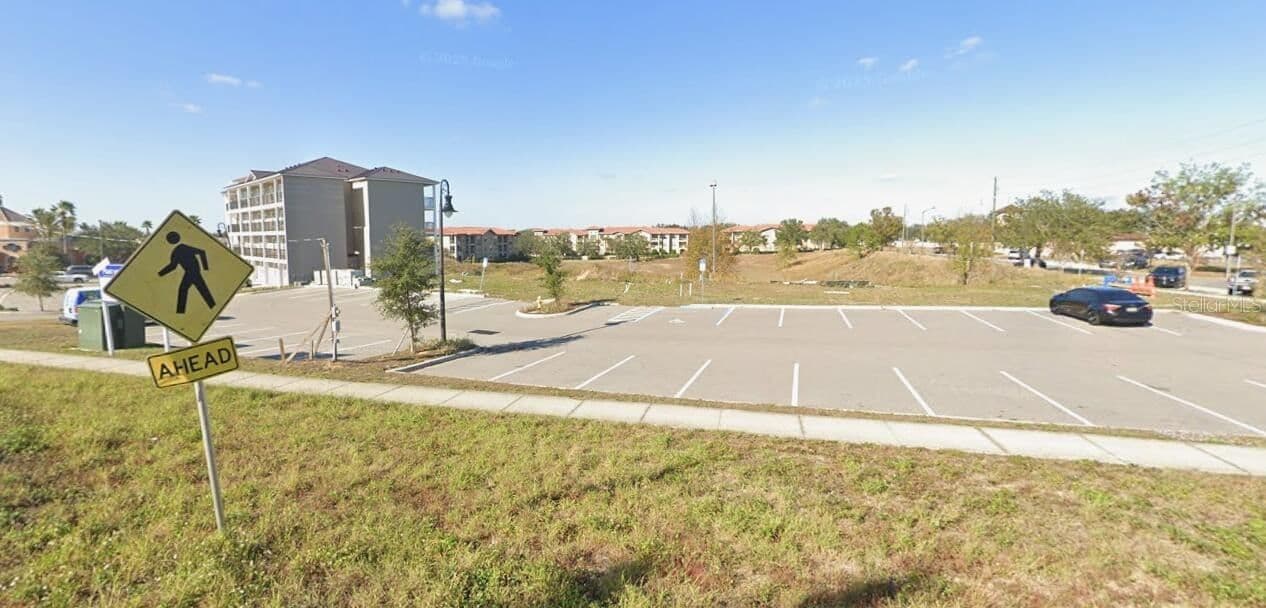 811 RETREAT, Davenport, FL 33897