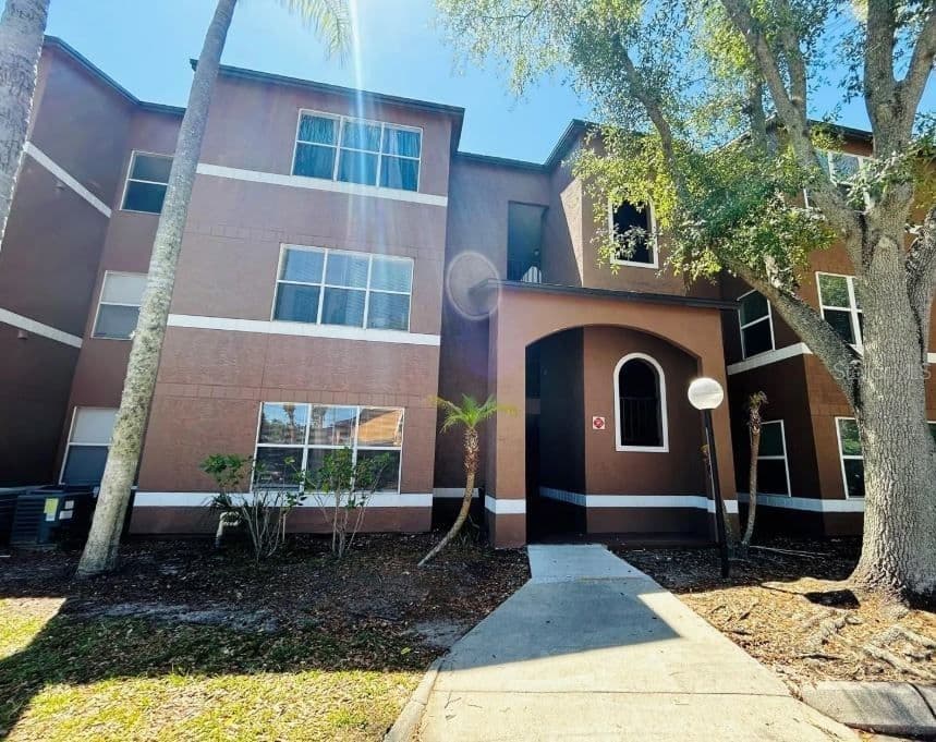 5773 GATLIN Avenue #616, Orlando, FL 32822