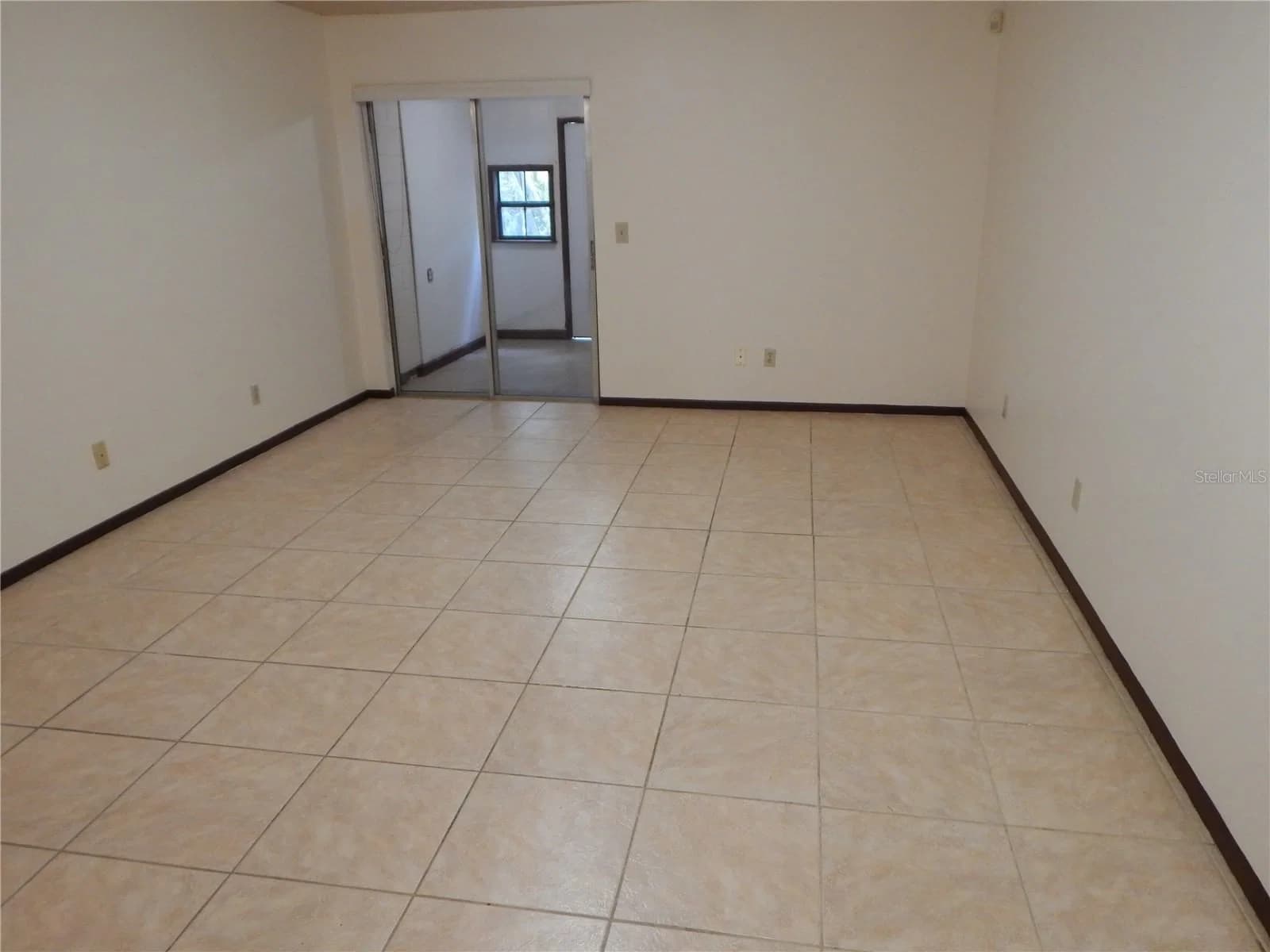 2505 CORAL 4