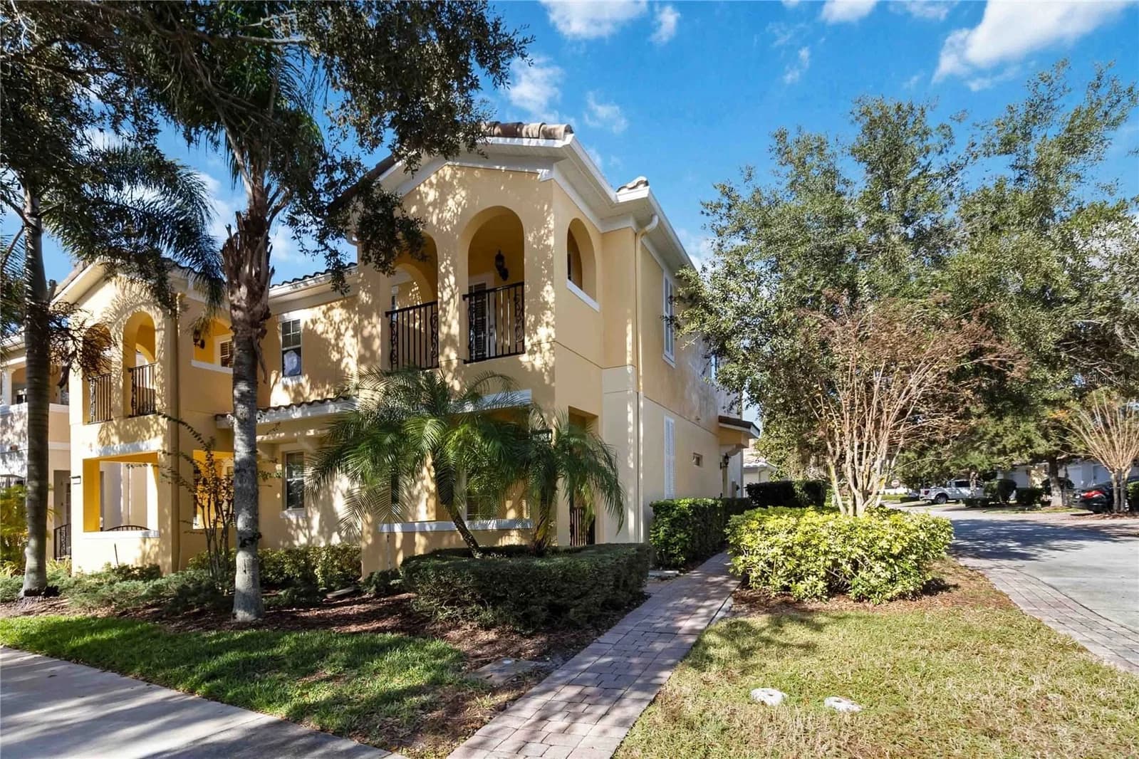 8681 LOWER VILLAGEWALK Circle 5