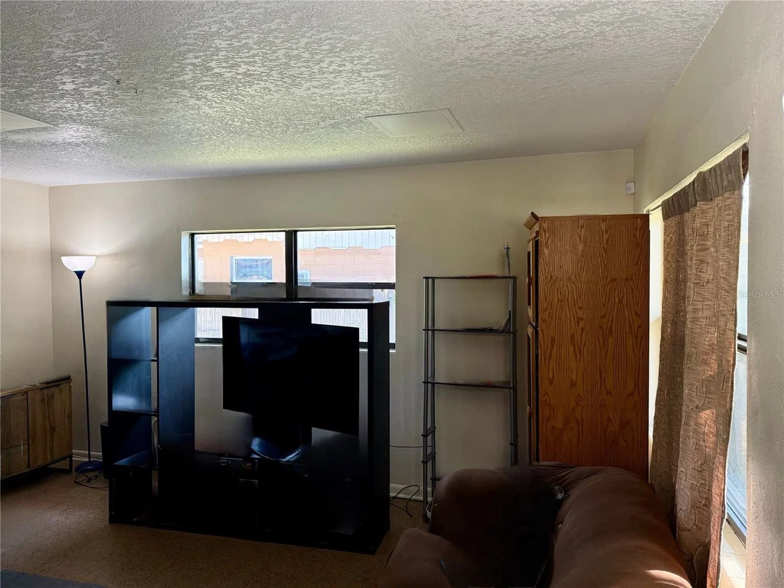 6233 BALBOA Drive 4