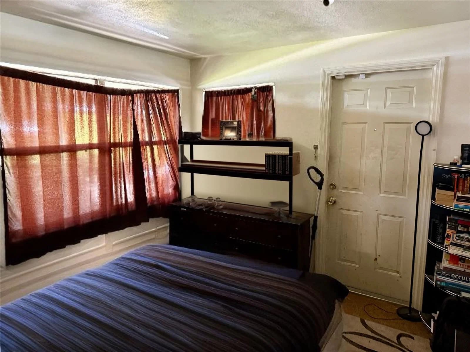 6233 BALBOA Drive 5