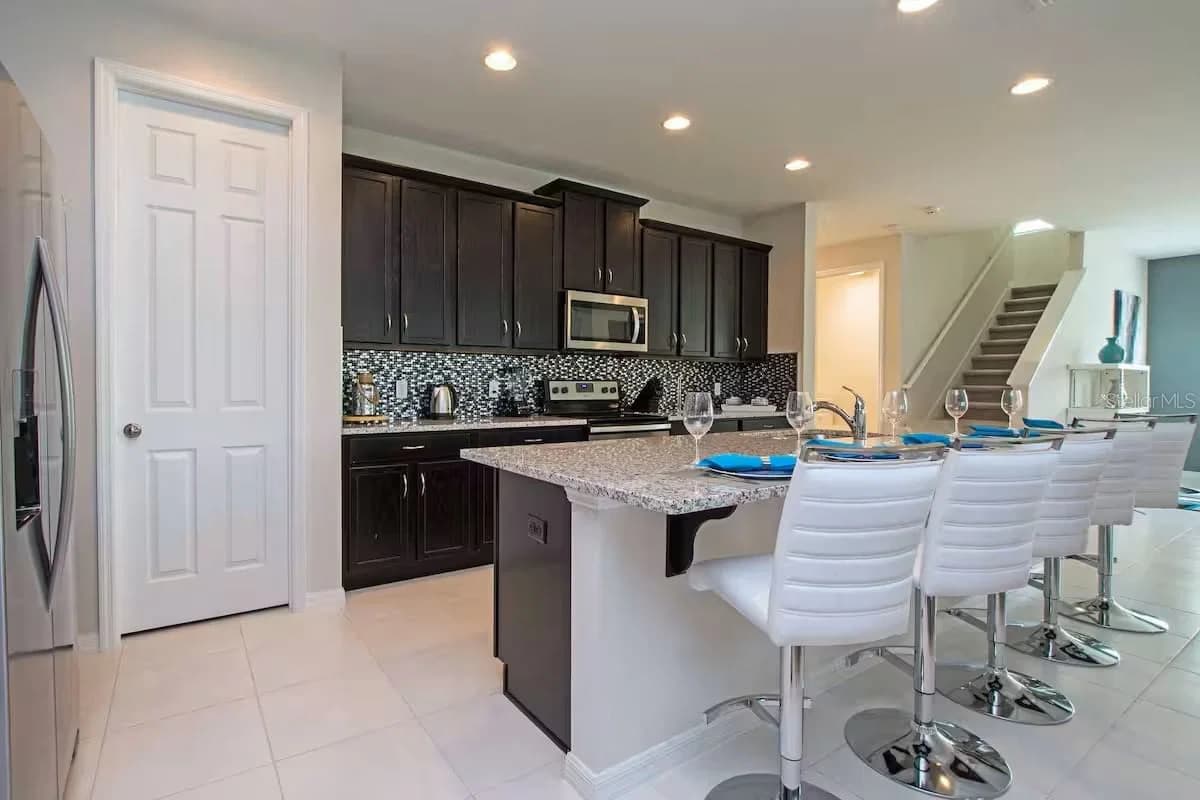 9015 SUNSHINE RIDGE 5
