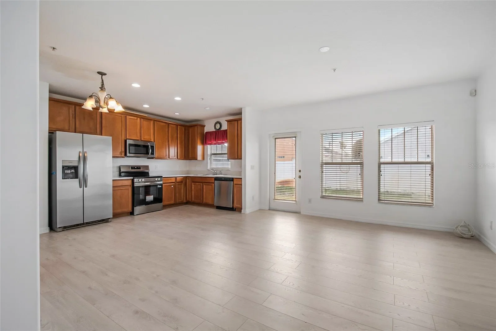 2018 CYPRESS BAY, Kissimmee, FL 34743 3