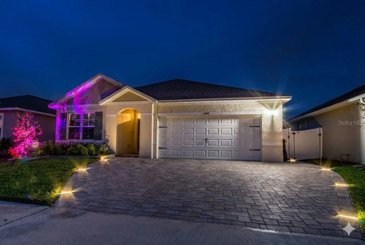 1979 CACUTTA, Kissimmee, FL 34744 3