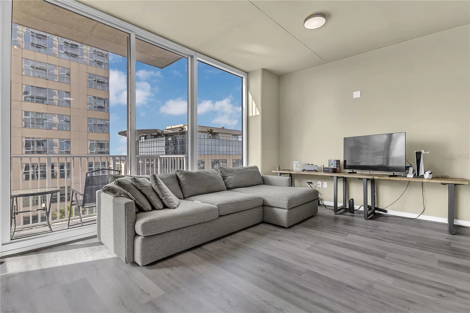 155 COURT Avenue #1506, Orlando, FL 32801 2