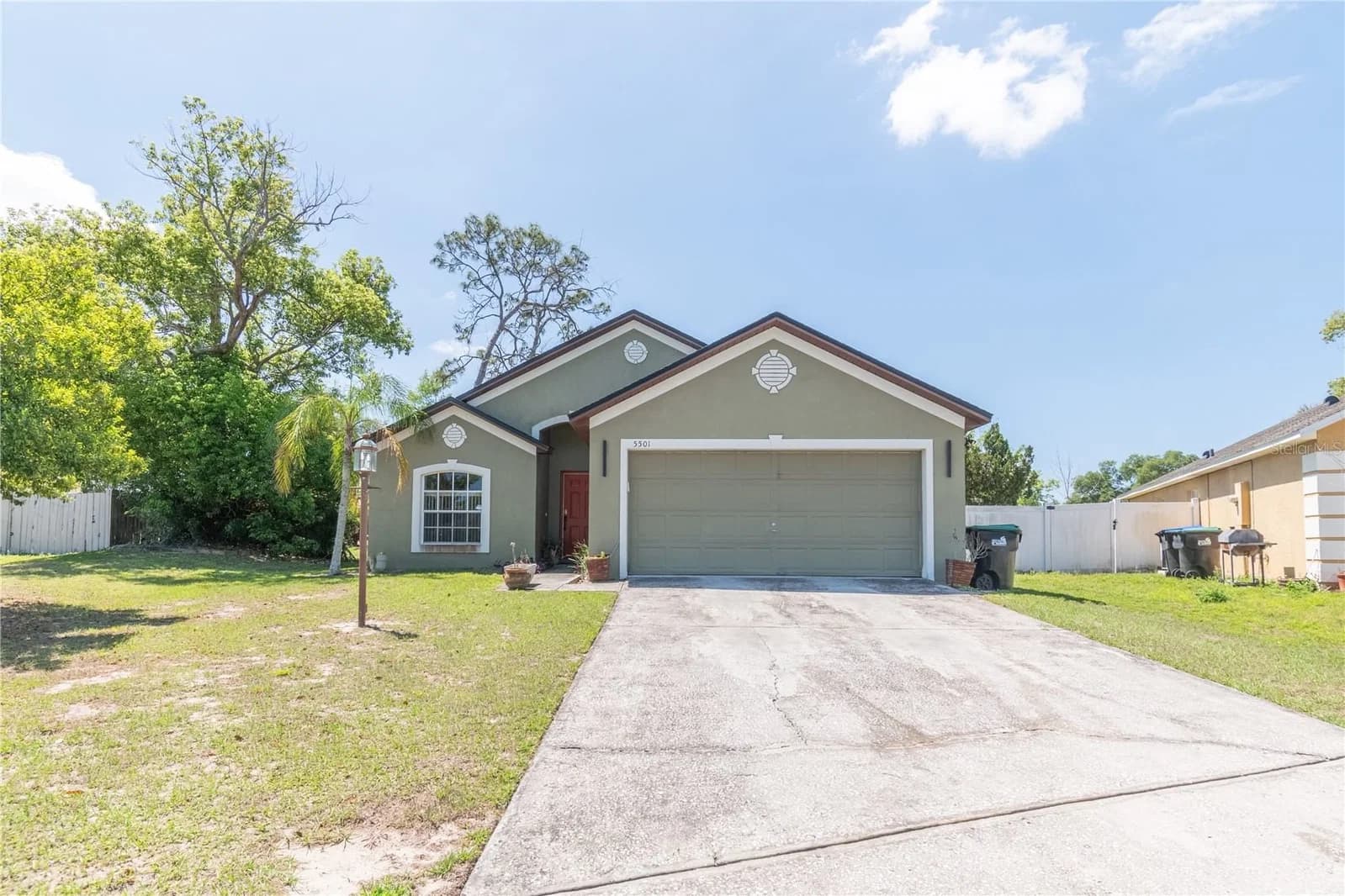 5501 CHATHAM WOODS Court, Orlando, FL 32808 2