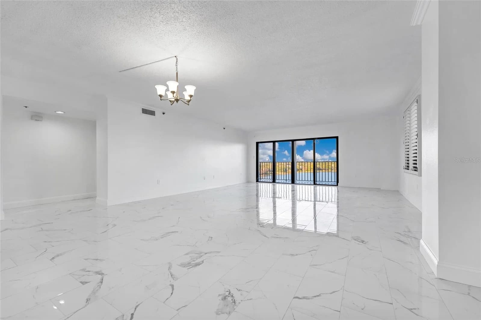 7550 HINSON Street #10A, Orlando, FL 32819 2