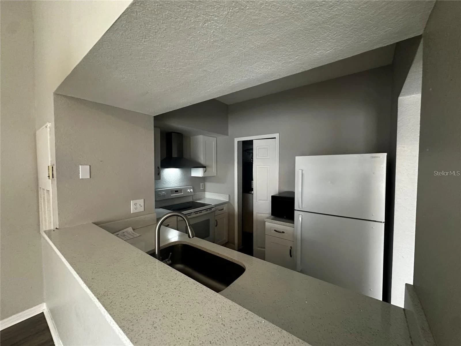 2314 MIDTOWN Terrace #1125 4
