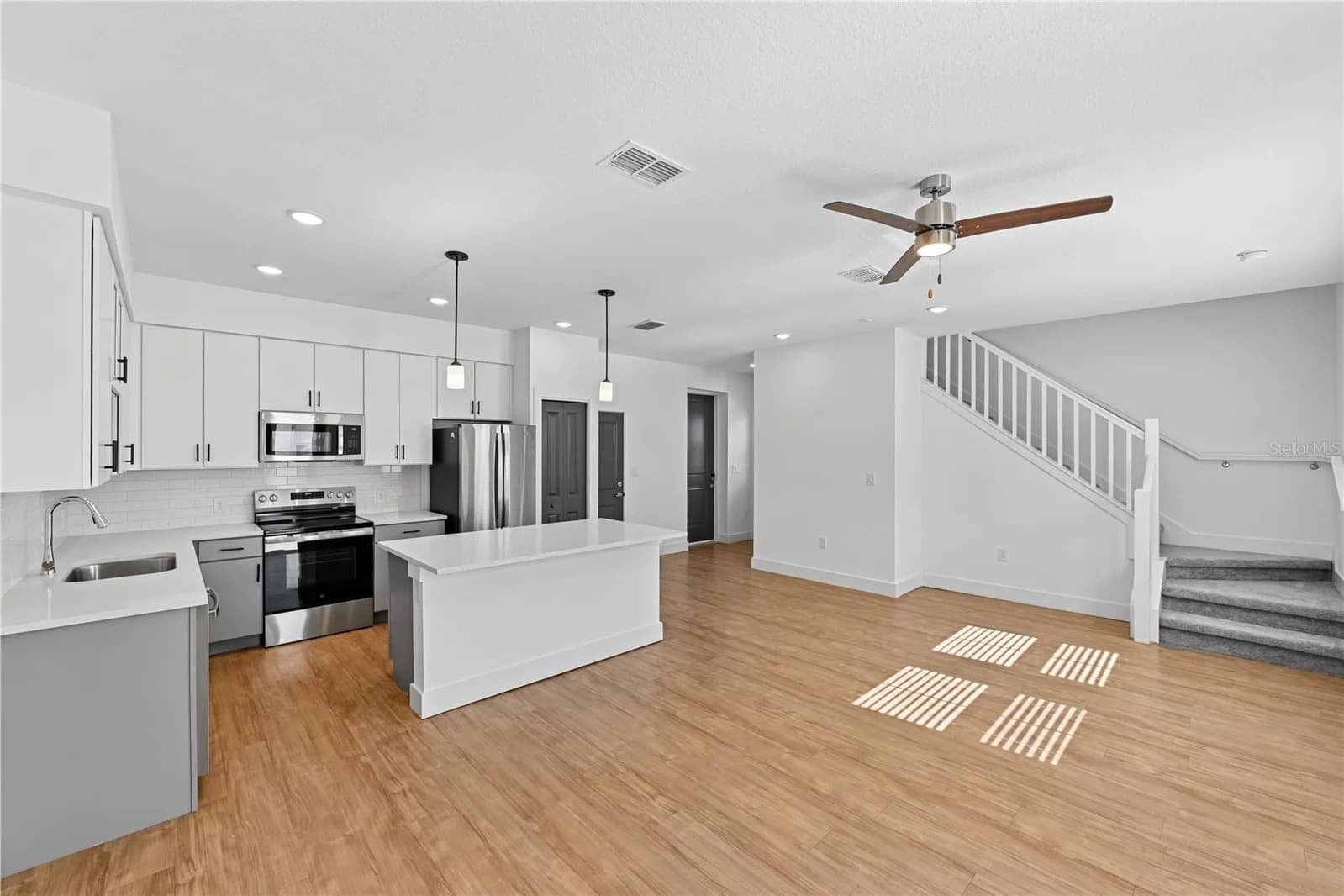 1898 ZAC, Kissimmee, FL 34743 3