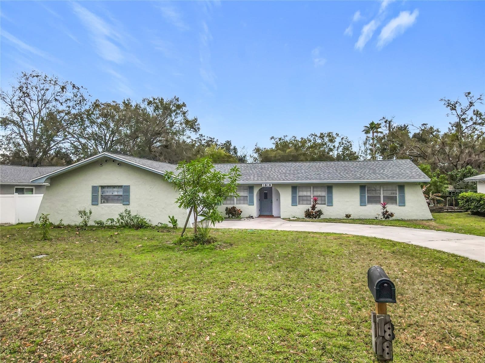 1818 IRLO, Kissimmee, FL 34741 2