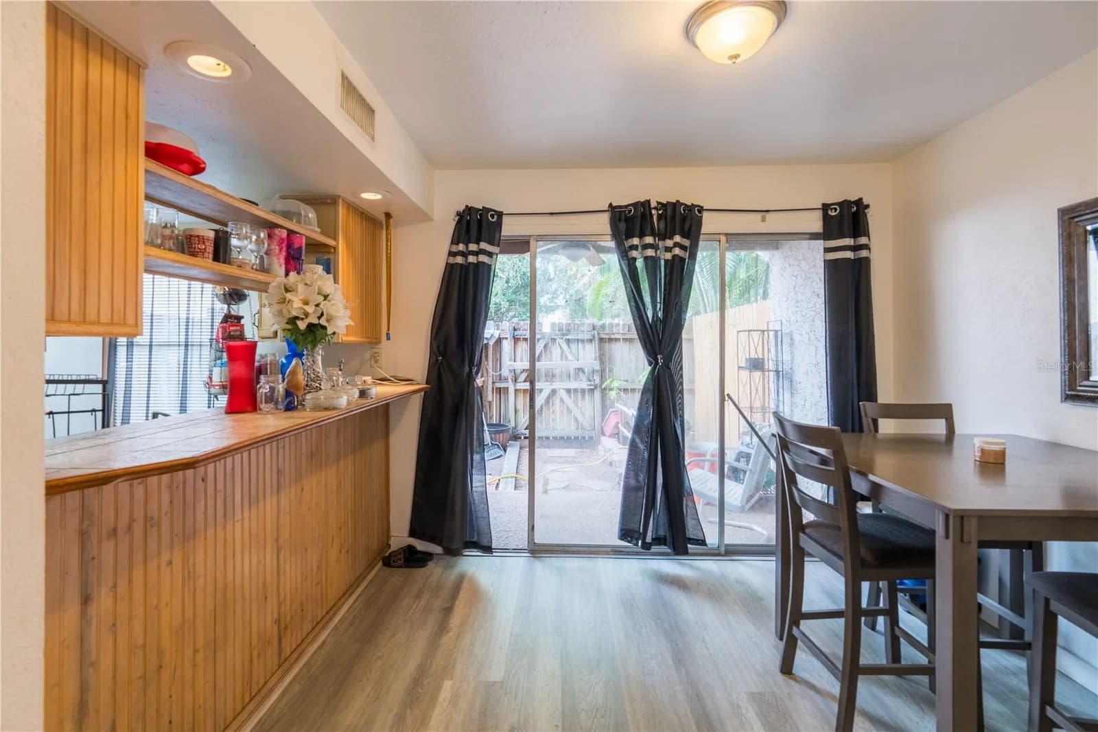 4004 BARWOOD Drive #3804 4