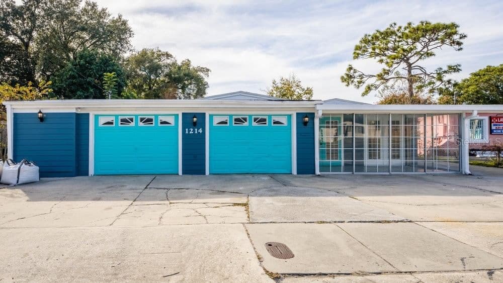 1214 PINE HILLS Road, Orlando, FL 32808