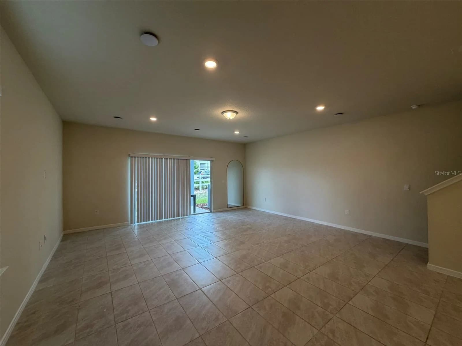 2803 STUNNING 3