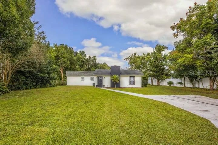2301 CARLTON Drive, Orlando, FL 32806
