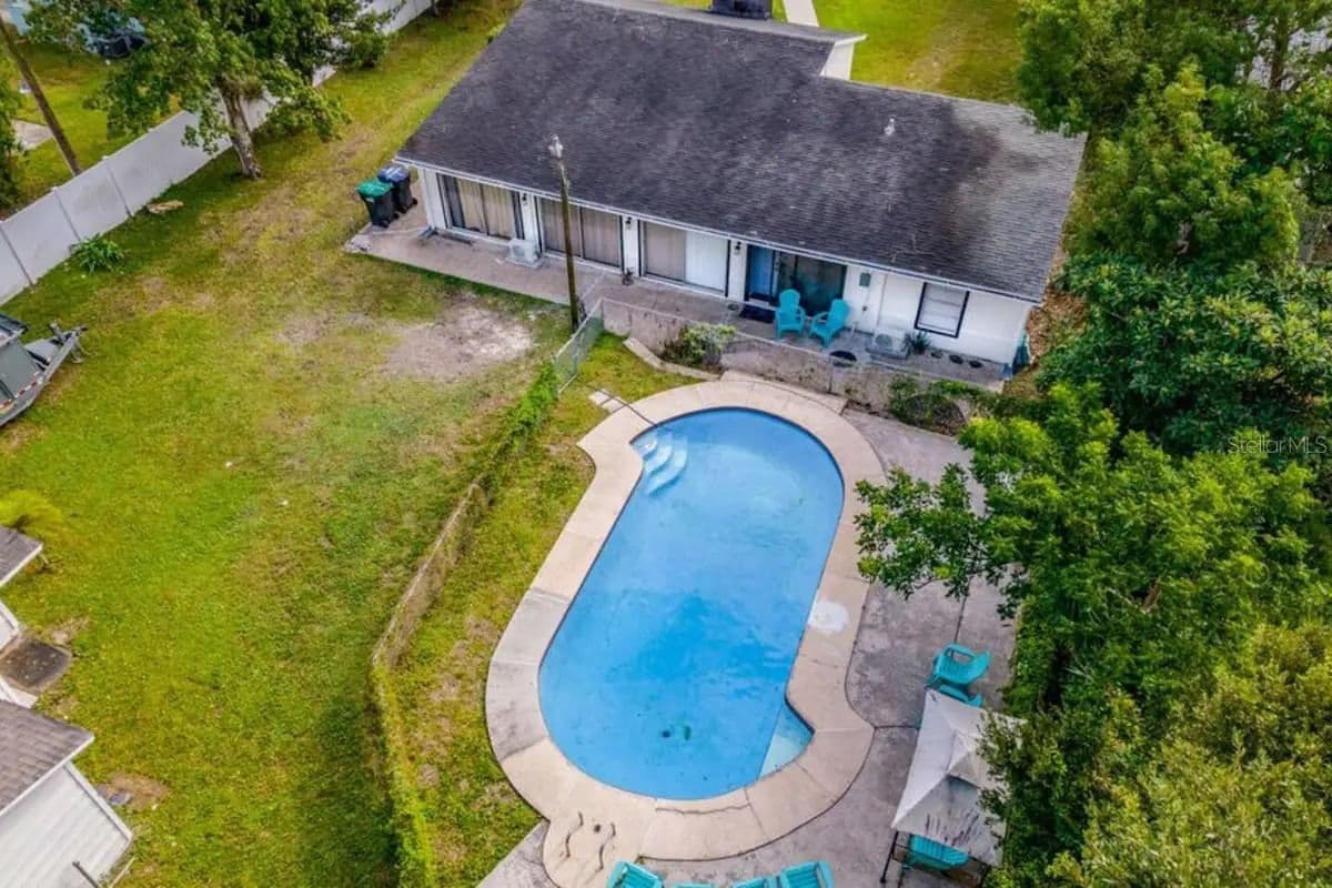 2301 CARLTON Drive, Orlando, FL 32806 2