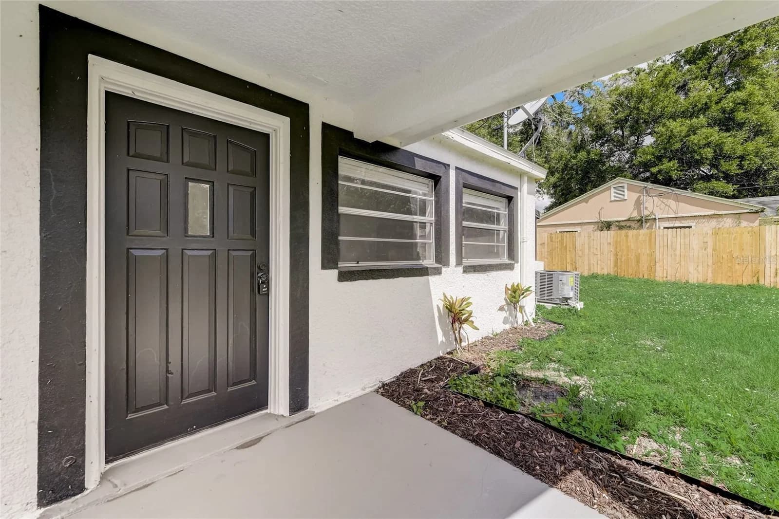 2600 CRYSTAL LAKE Drive, Orlando, FL 32806 2