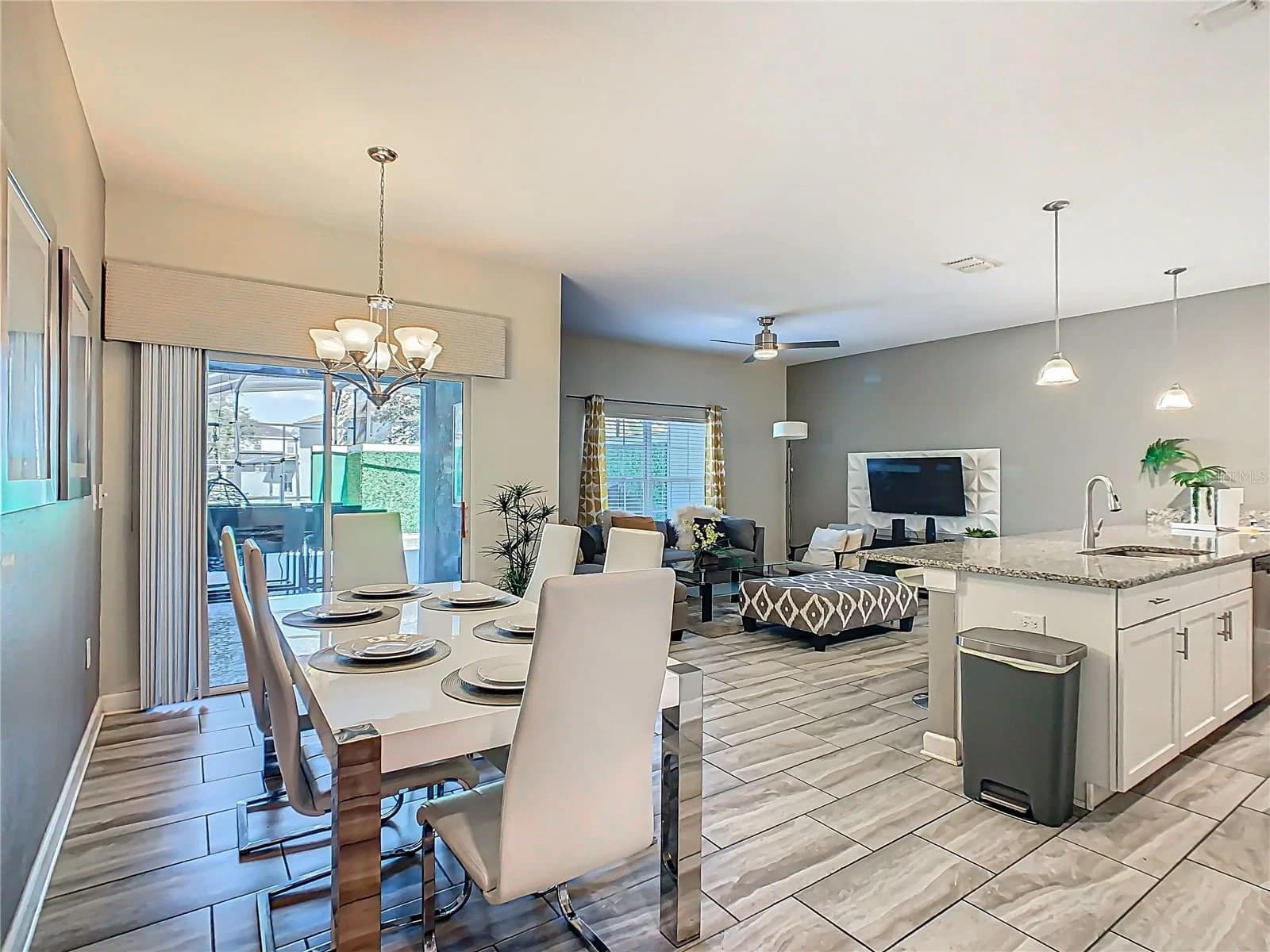 1579 MOON VALLEY DR 3