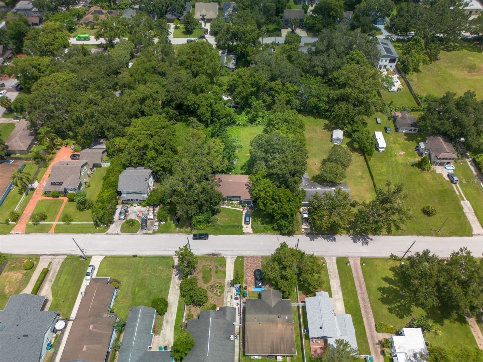 CARLTON Drive, Orlando, FL 32806 3