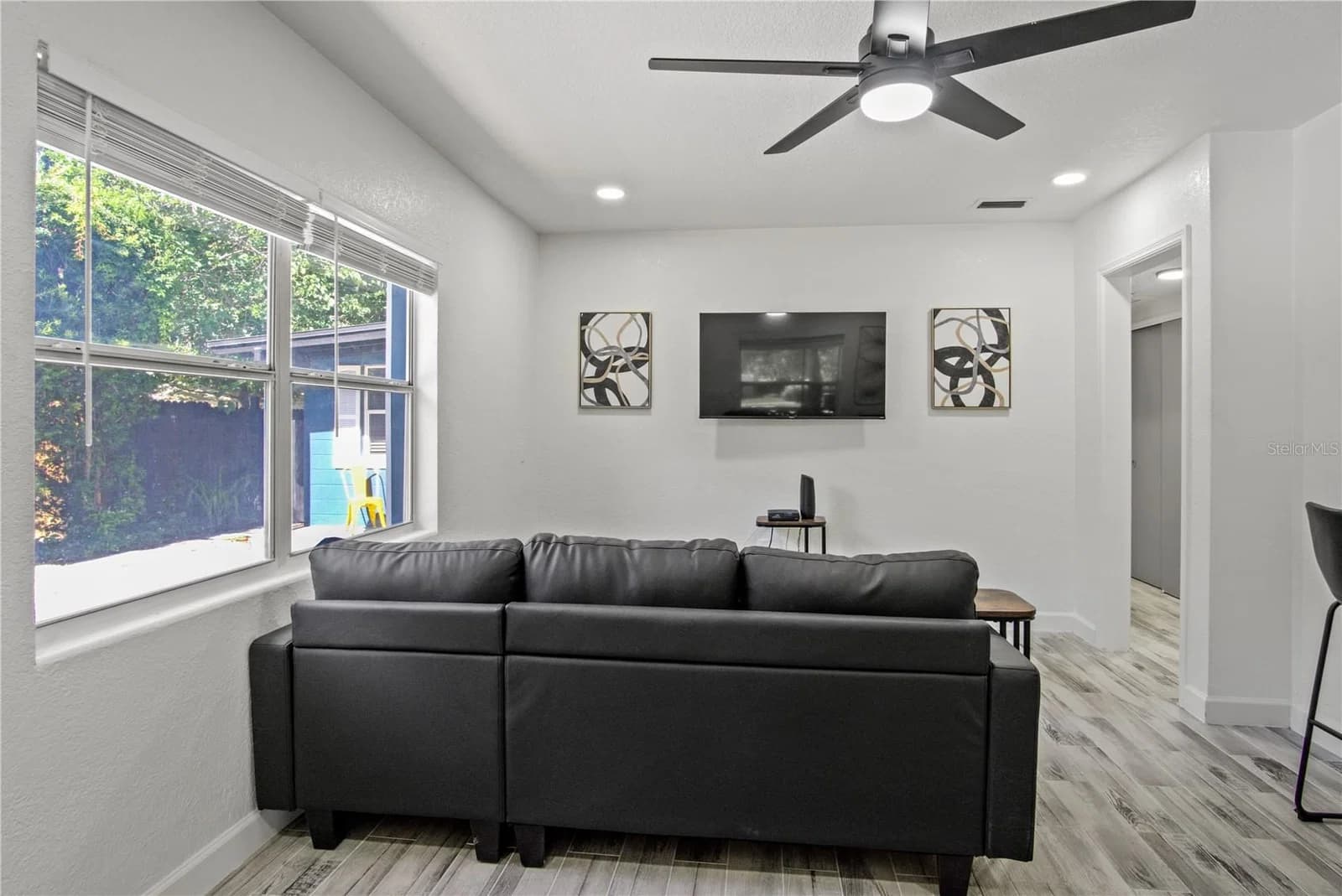 1612 & 1614 FERRIS Avenue 5
