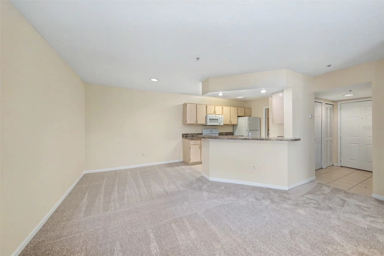 737 CREST PINES Drive #634, Orlando, FL 32828 3