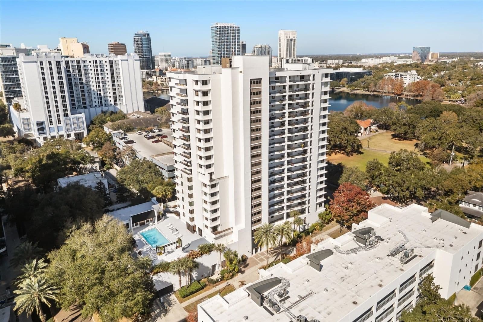530 CENTRAL Boulevard #1901, Orlando, FL 32801 2