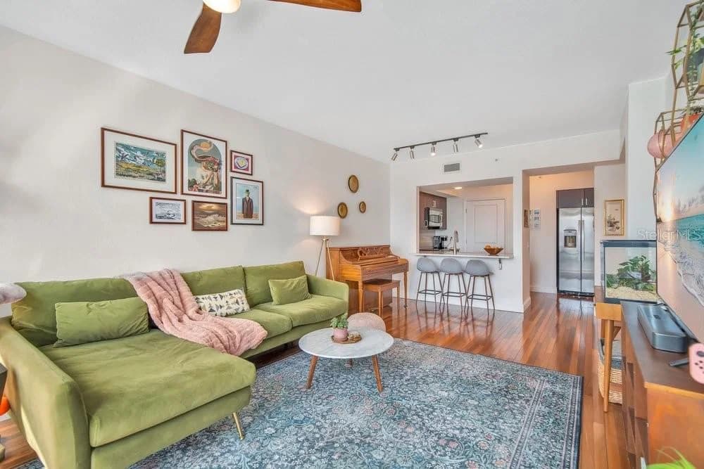 322 CENTRAL Boulevard #1005 5