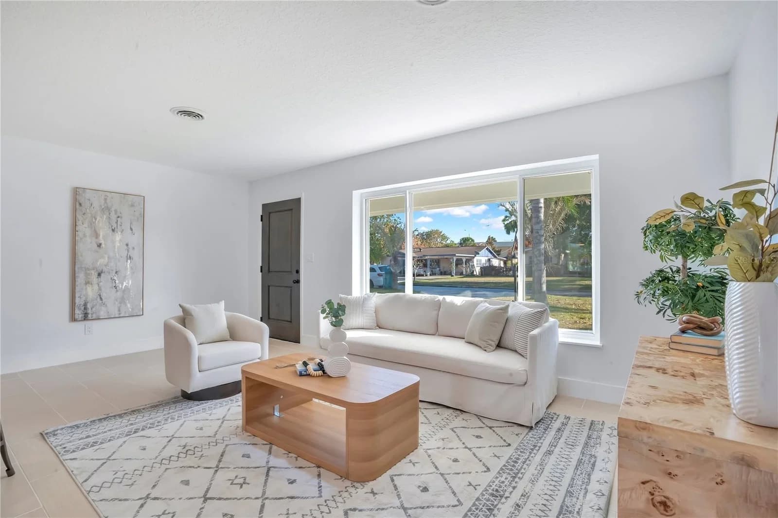 2801 GULFSTREAM Road 5