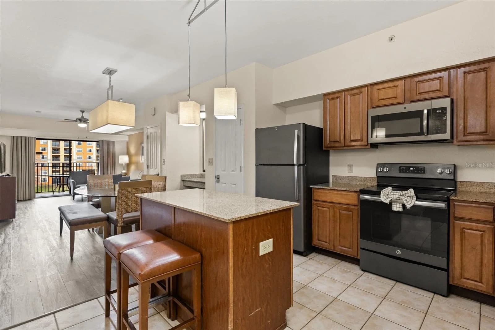 12539 FLORIDAYS RESORT Drive #404D, Orlando, FL 32821 2
