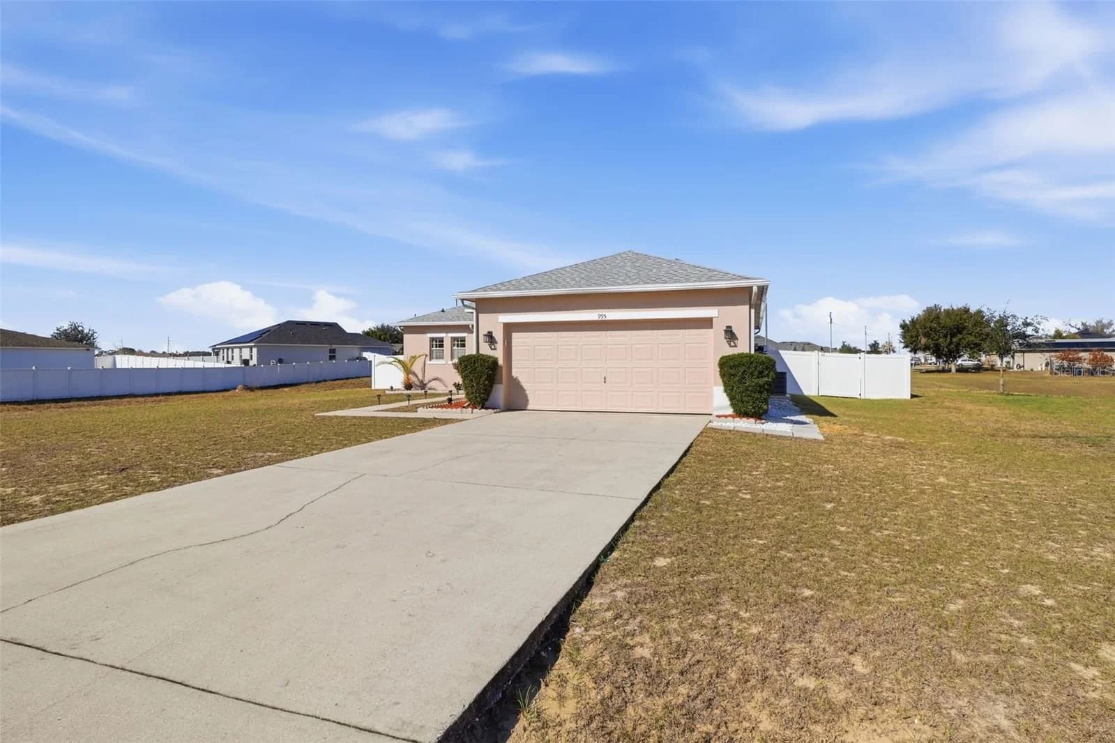 995 CUMBERLAND, Kissimmee, FL 34759 3
