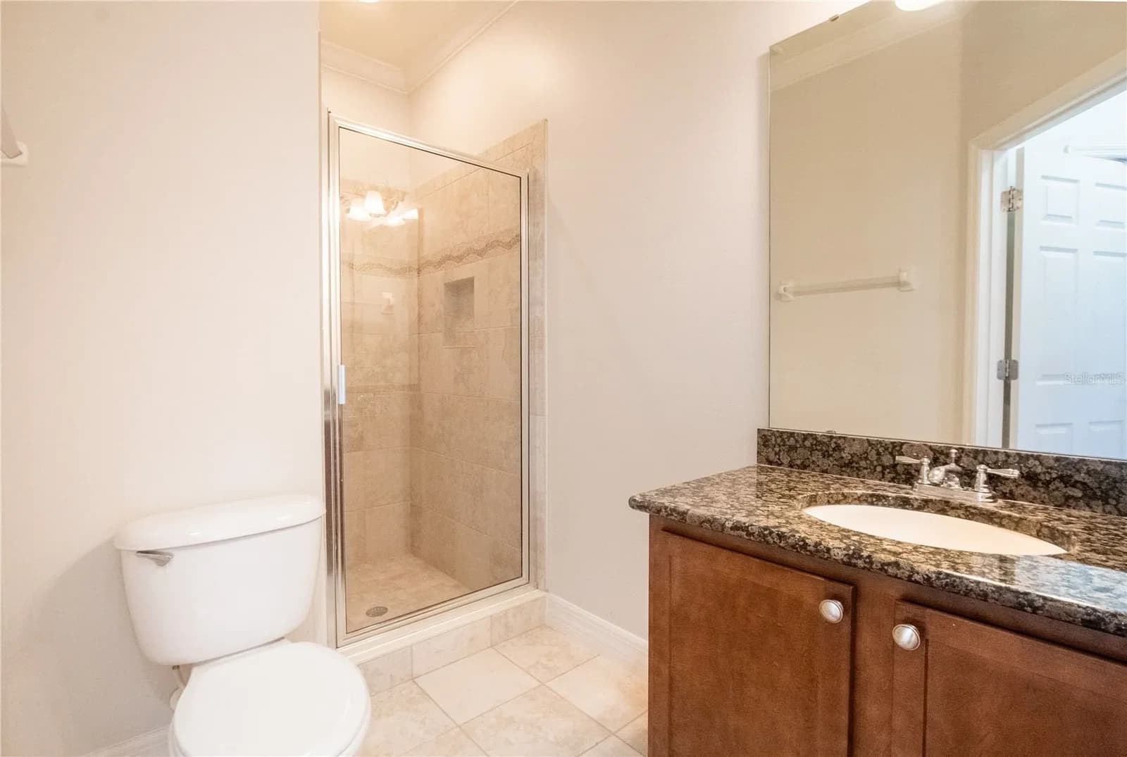 1502 PAGE Avenue 5