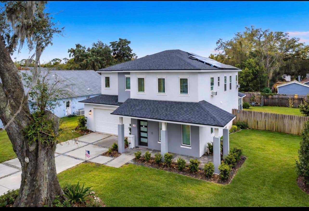2720 SHINE Avenue, Orlando, FL 32806