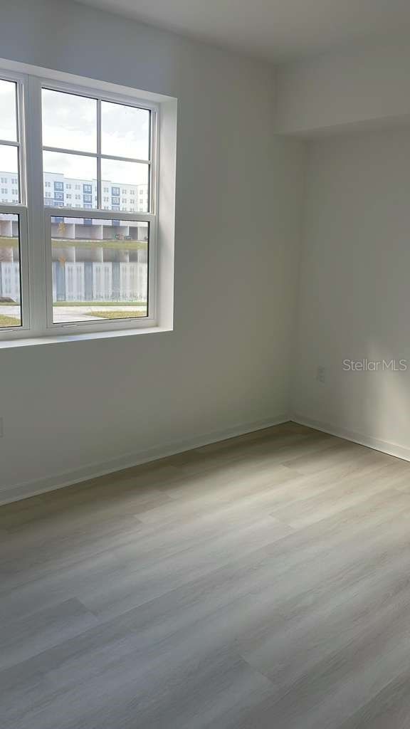 5587 MILLENIA PARK Boulevard #111 4