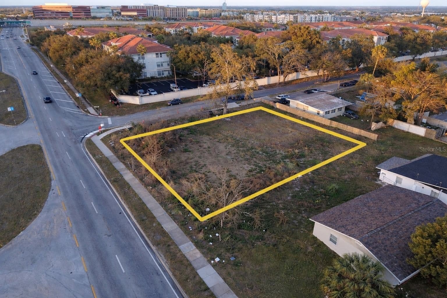 2628 HERBISON Drive, Orlando, FL 32810 3
