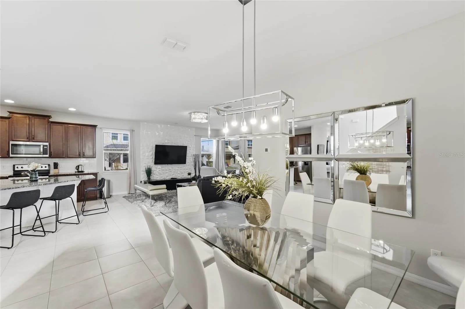 9013 EGRET MILLS 4