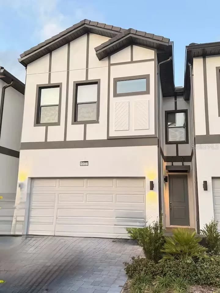 10437 EBB TIDE Lane, Orlando, FL 32821