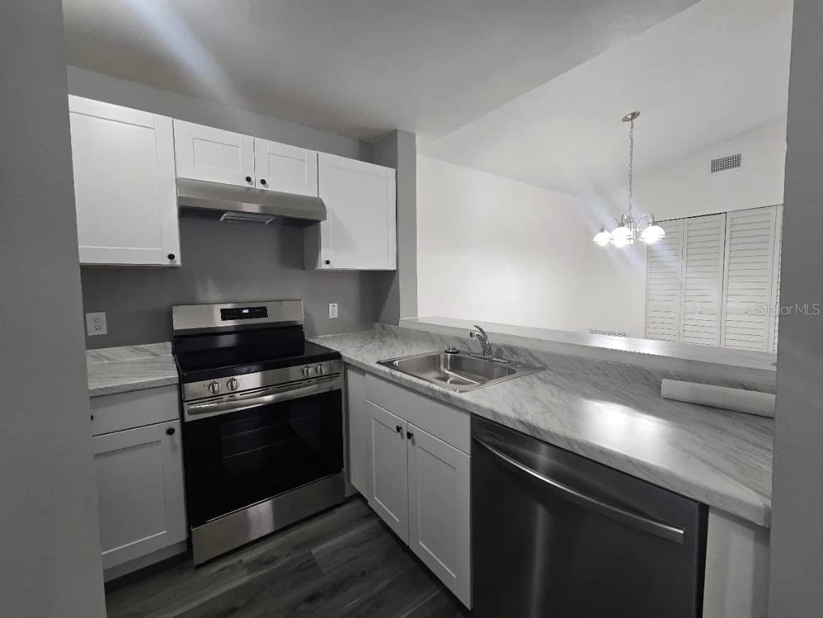 5232 VIA HACIENDA Circle #A217 4
