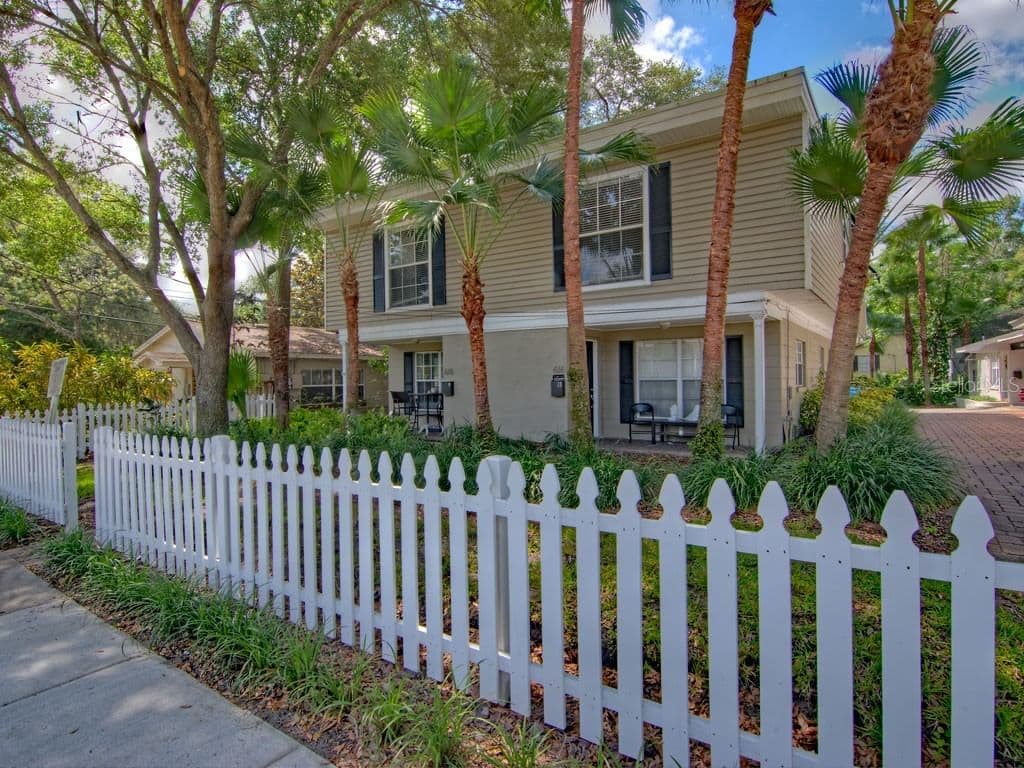 616 PALMER Street #B, Orlando, FL 32801 2