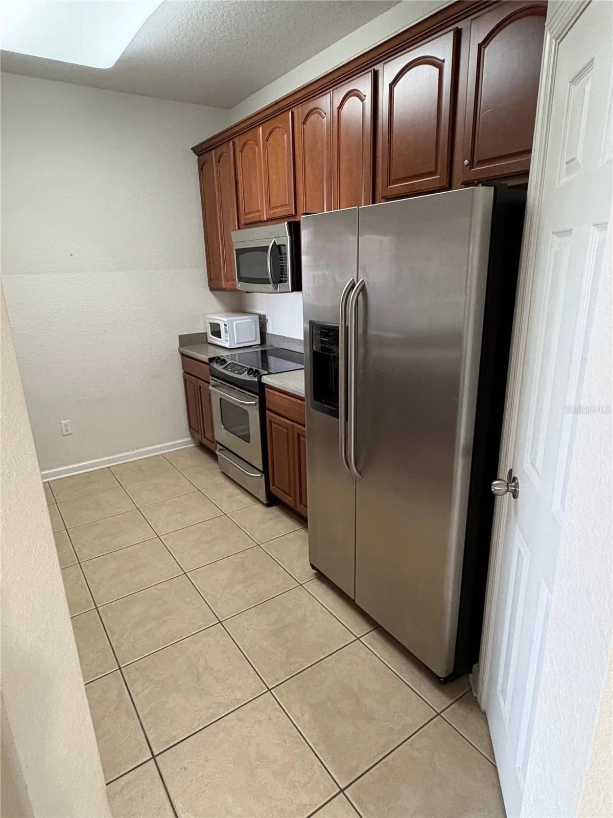 4102 BREAKVIEW Drive #40103 5