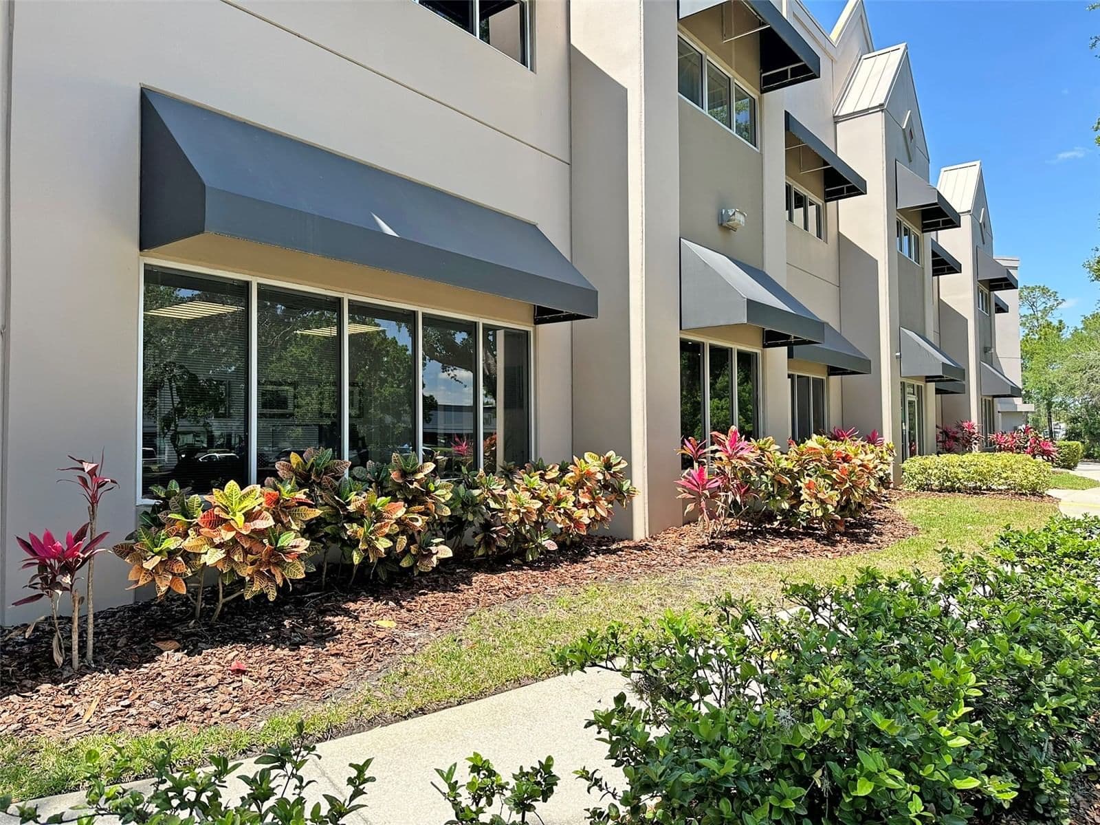 7802 KINGSPOINTE Parkway #210, Orlando, FL 32819
