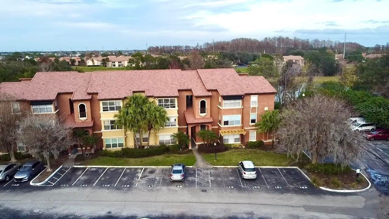 5140 CONROY Road #27, Orlando, FL 32811