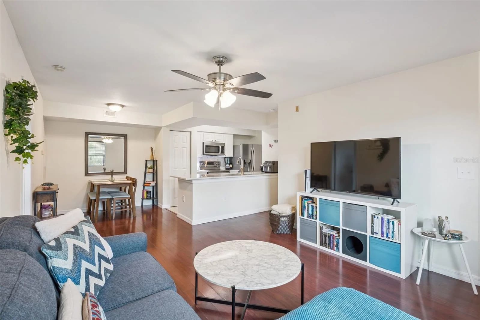 3032 PARKWAY 4