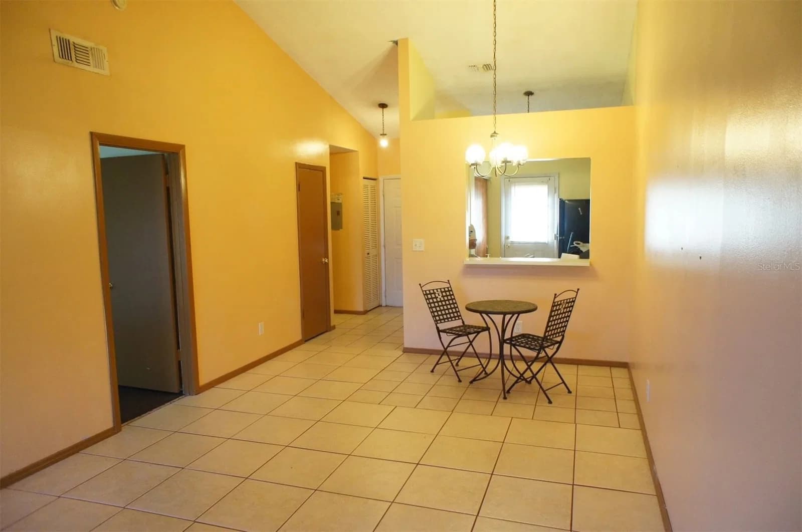 104 CREEKSIDE Way 4