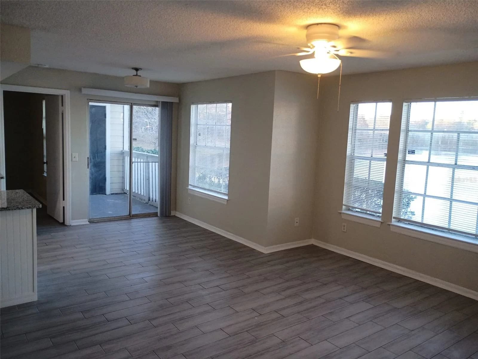 1037 HIAWASSEE Road #2818, Orlando, FL 32835 2