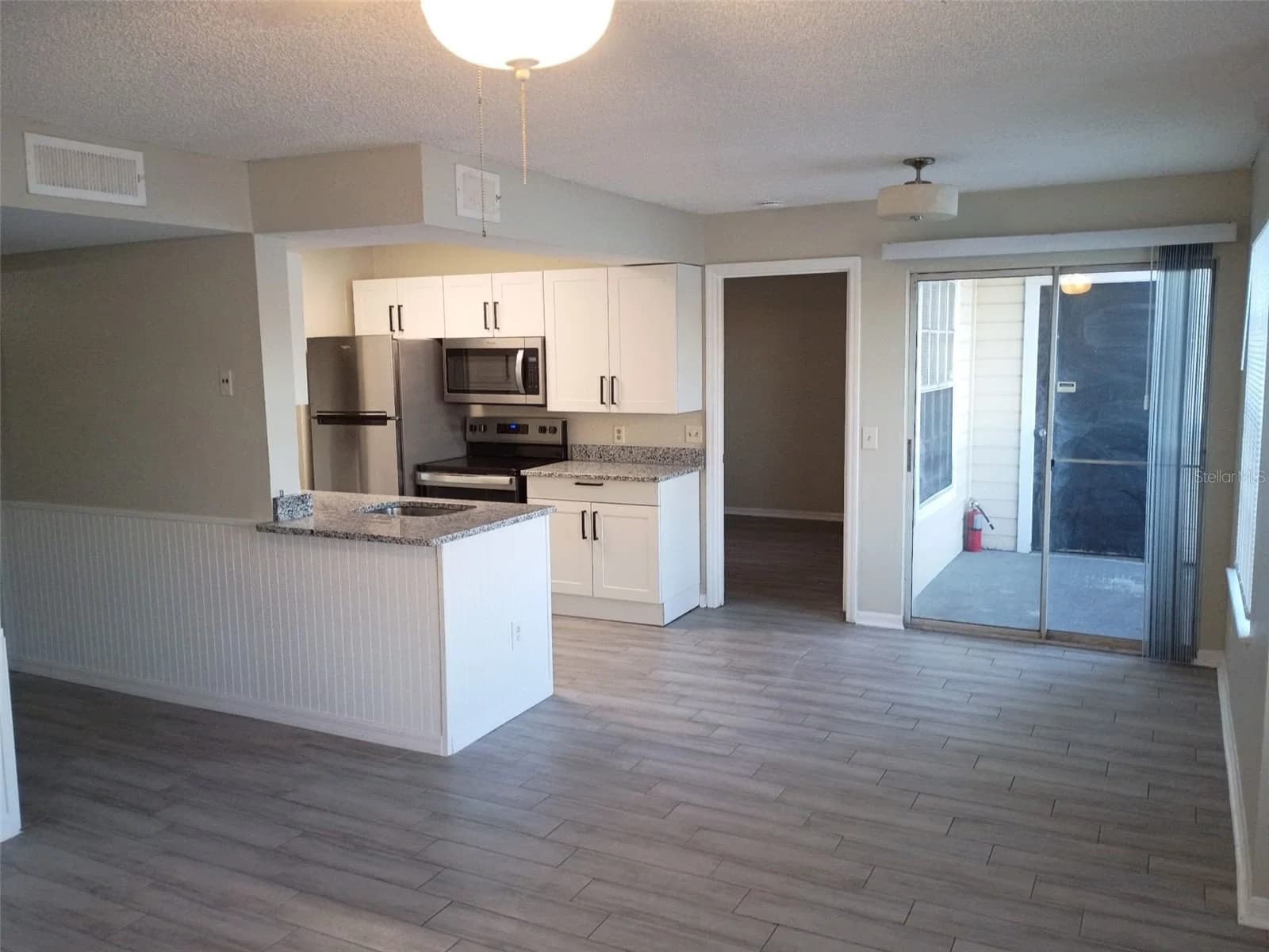1037 HIAWASSEE Road #2818, Orlando, FL 32835 3