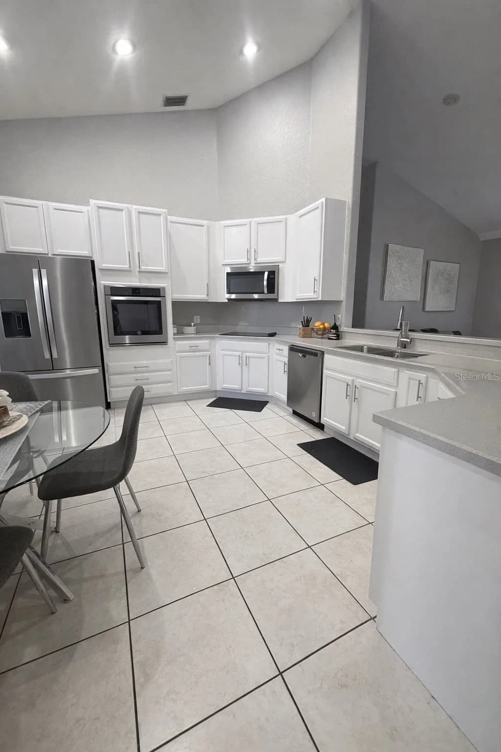 2240 BAGDAD Avenue, Orlando, FL 32833 3