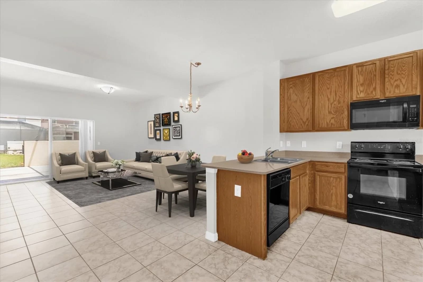 4569 CORSA, Kissimmee, FL 34746 3